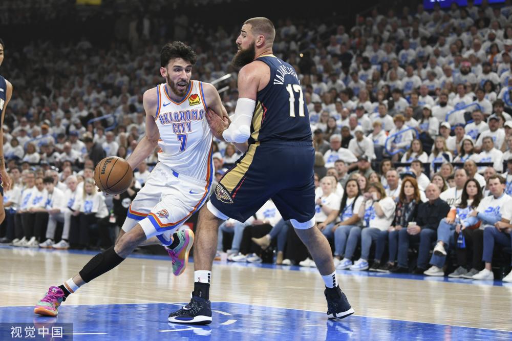 连续在多轮 连续在多轮